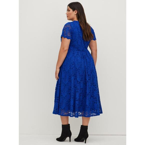 New Torrid Plus Electric Blue Lace Short Sleeve Fit & Flare Midi Dress Only Sz 1 - Picture 3 of 9